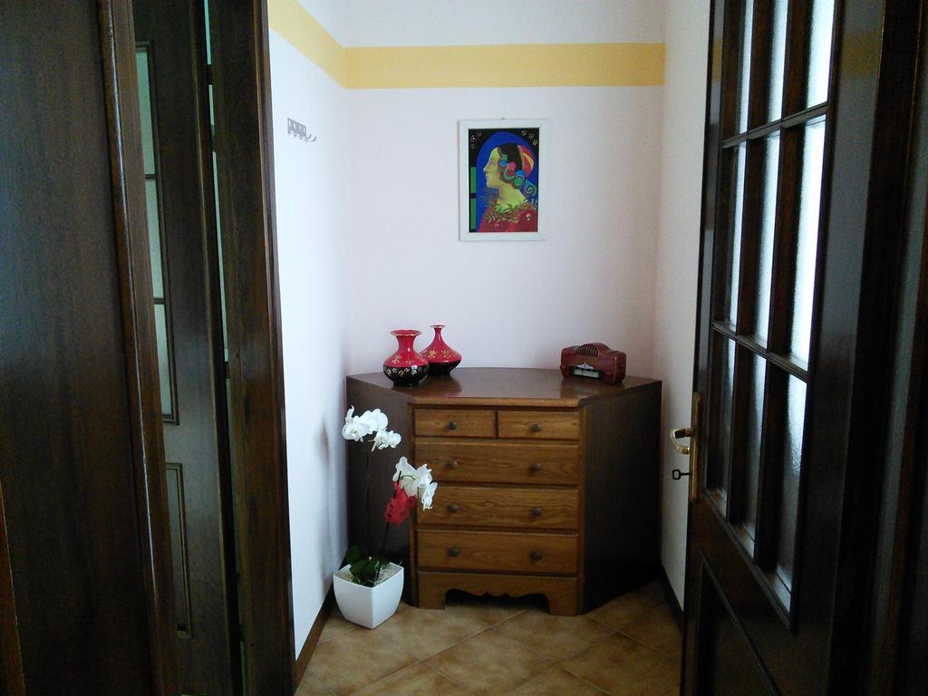 Il Pozzo Apartment Marone Bagian luar foto