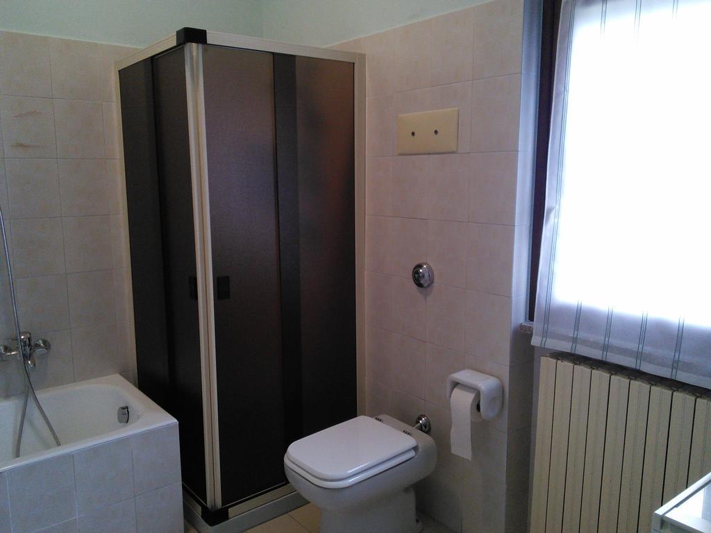 Il Pozzo Apartment Marone Bagian luar foto