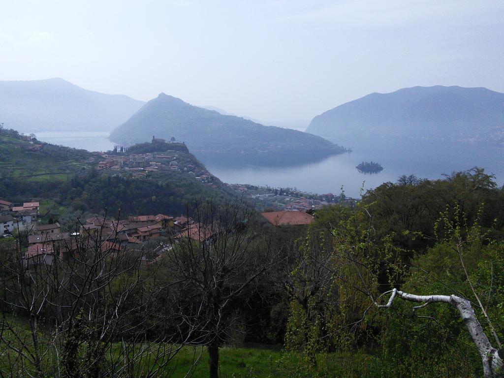 Il Pozzo Apartment Marone Bagian luar foto